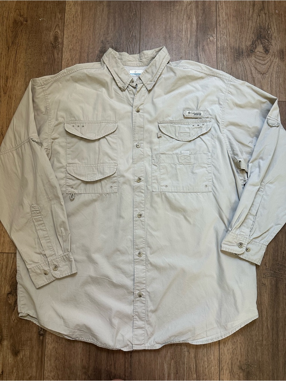 Columbia PFG Men's Shirt, Long Sleeve, Vented, Outdoors, Fishing, Beige, L